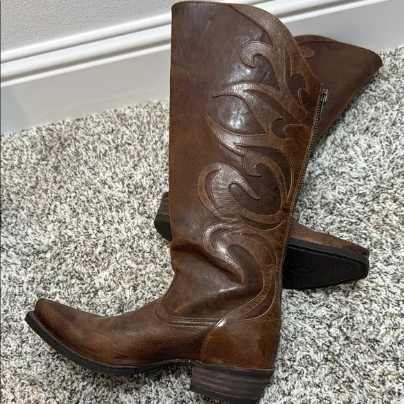 Ariat Genuine Leather Cowboy Boots - Picture 8 of 16